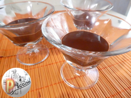 Crema de chocolate en la copa Crema de chocolate en la copa