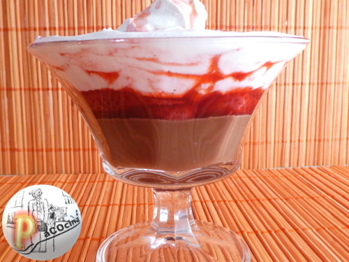 Fresones asados con chocolate y nata Fresones asados con chocolate y nata