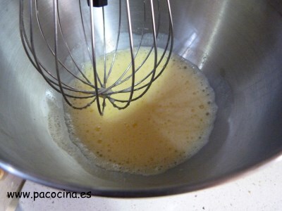 Magdalenas sin azúcar batir Magdalenas sin azúcar batir