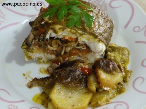 Merluza rellena en salsa de mejillones Merluza rellena en salsa de mejillones