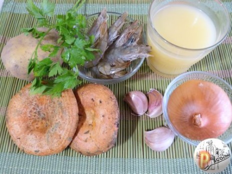 Níscalos con langostinos y patatas Níscalos con langostinos y patatas