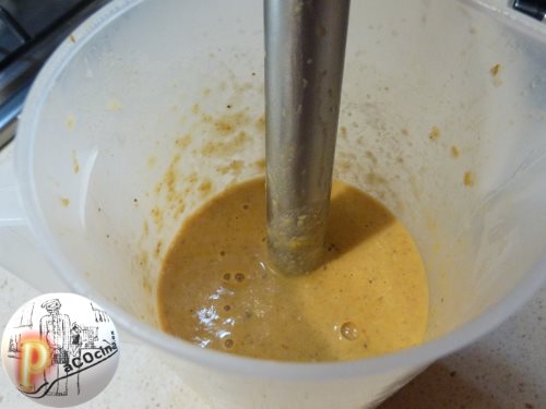 Níscalos con langostinos y patatas triturado Níscalos con langostinos y patatas triturado