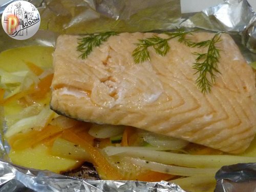Salmón en papillote Salmón en papillote