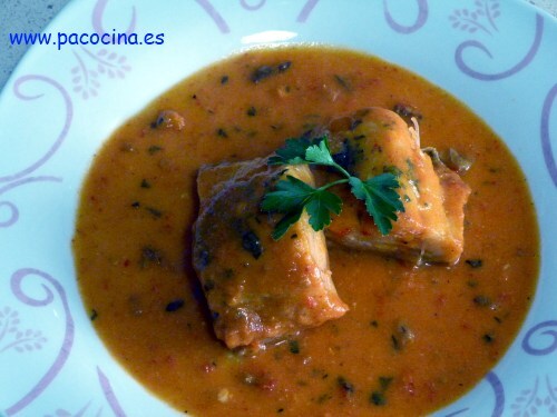 Bacalao en salsa de marisco