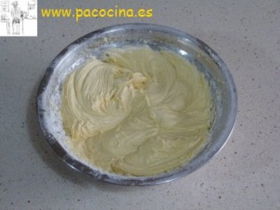 Bizcocho de ciruelas y pasas Bizcocho de ciruelas y pasas