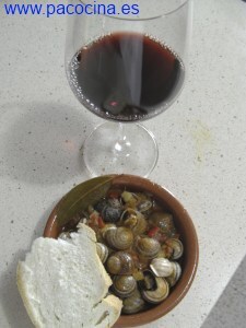 Caracoles bravos en salsa Caracoles bravos en salsa