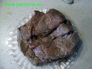 Entrecot en salsa de piquillos Entrecot en salsa de piquillos