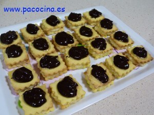 Galletas rellenas de limón Galletas rellenas de limón