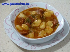 Patatas con chorizo Patatas con chorizo