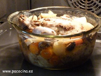 Pollo a la mostaza, asado al estilo francés horno Pollo a la mostaza, asado al estilo francés horno