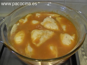 Pechugas de pollo en tomate Pechugas de pollo en tomate