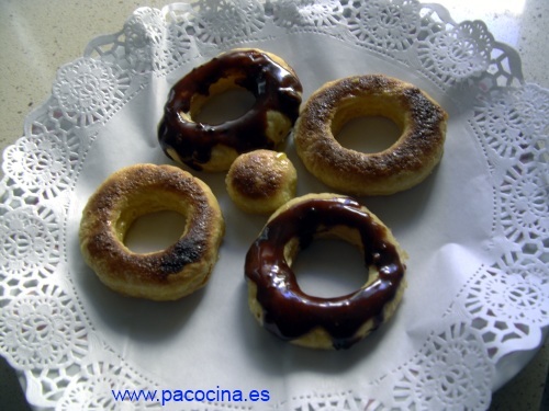Rosquillas de hojaldre Rosquillas de hojaldre