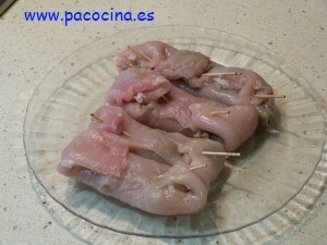 Rulo de pollo relleno Rulo de pollo relleno