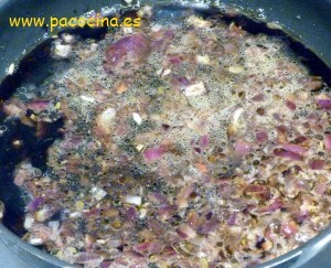 Salsa balsámica de nata Salsa balsámica de nata